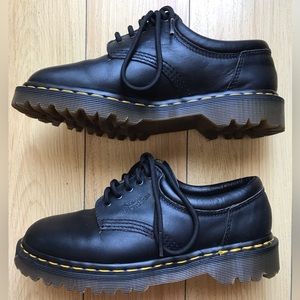 Dr. Martens Black Classic 8053 Oxford Shoes Made in UK Women’s Size UK 6 US 8
